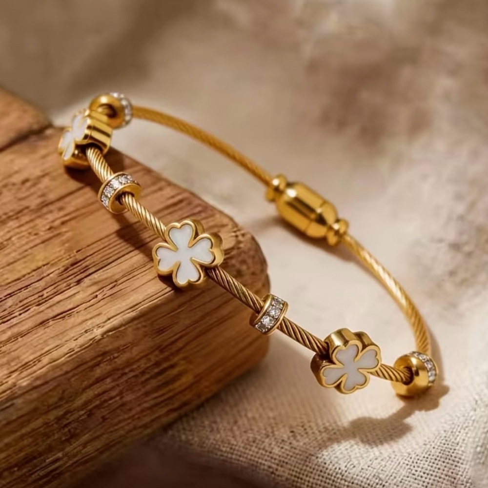 Women’s Gold Clover Cable Bracelet Stainless Steel White Enamel Bangle Feminine